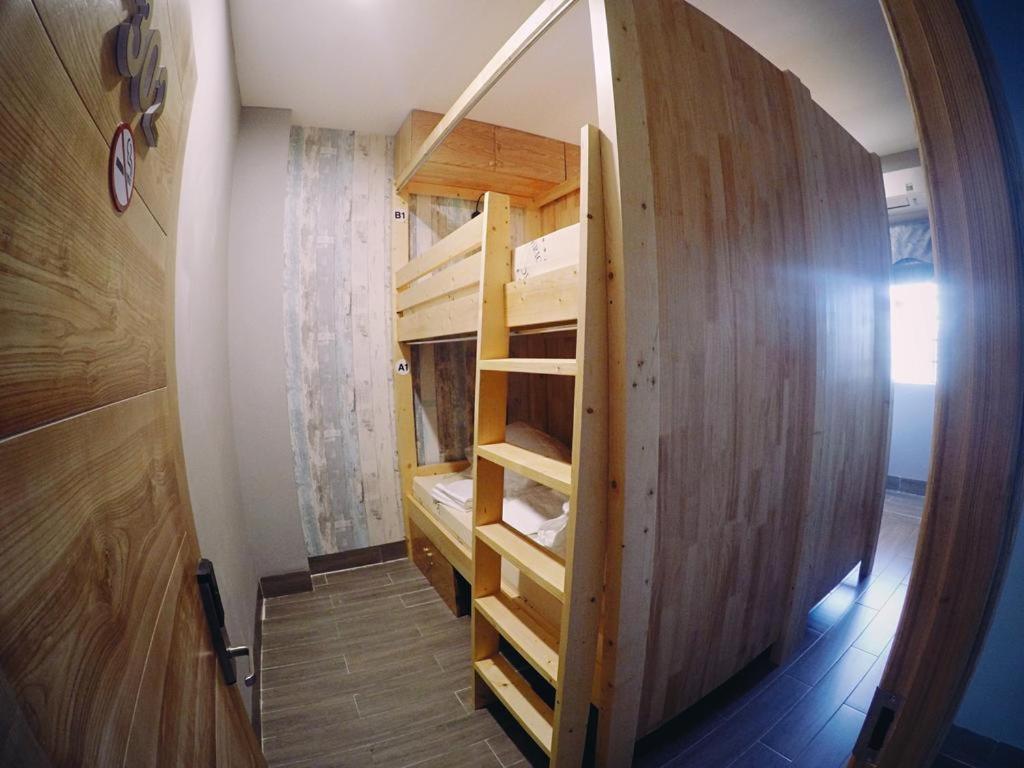 Tuti Hostel Дананг Екстер'єр фото